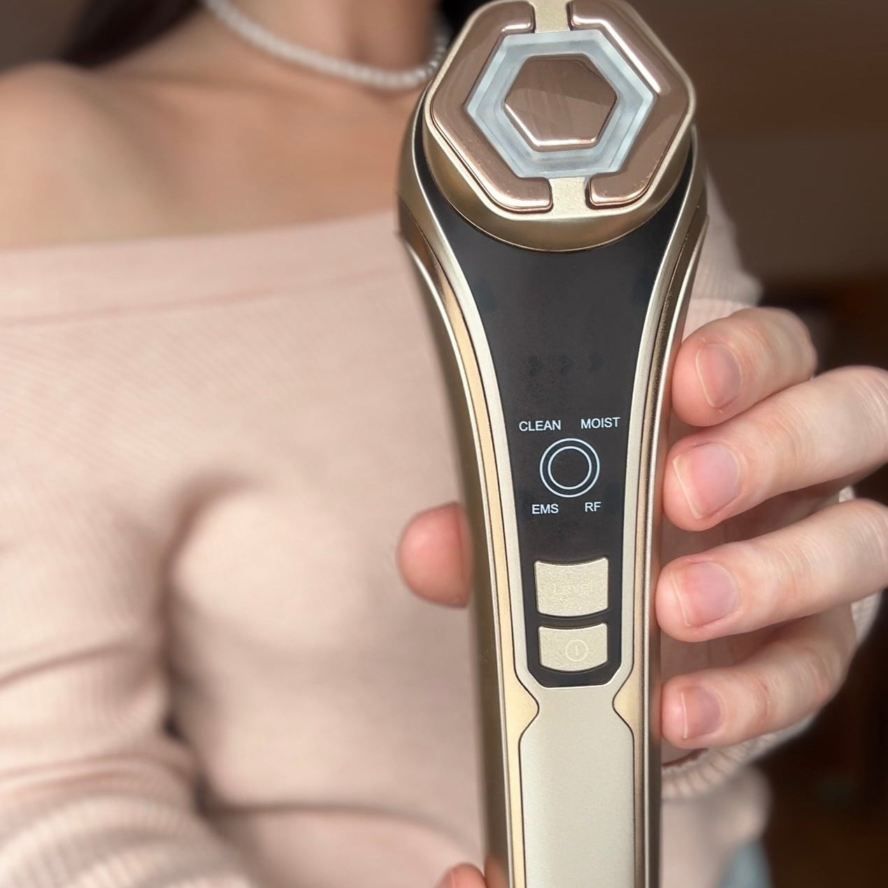 BeU — 4-in-1 Premium Facial Device®