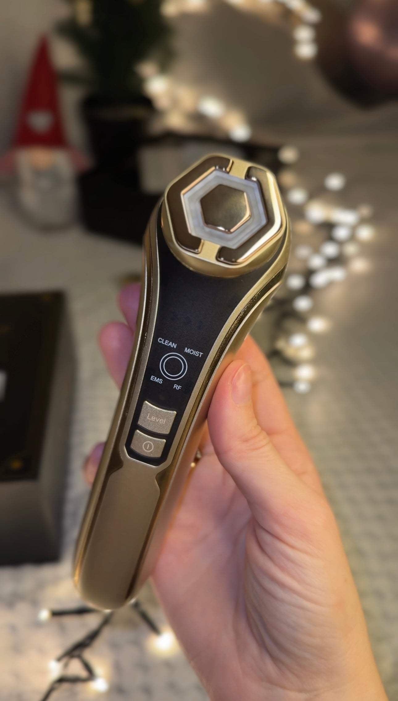 BeU — 4-in-1 Premium Facial Device®